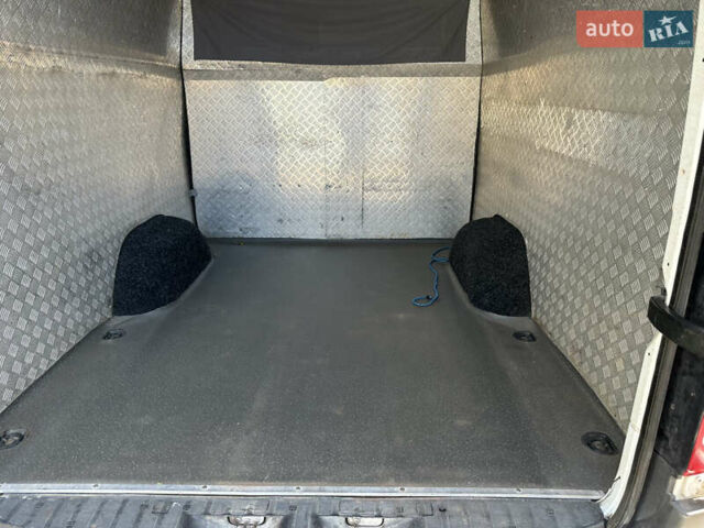 Белый Мерседес Sprinter, объемом двигателя 2.15 л и пробегом 480 тыс. км за 12200 $, фото 14 на Automoto.ua