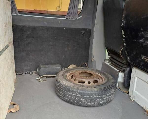 Білий Мерседес Sprinter, об'ємом двигуна 2.15 л та пробігом 522 тис. км за 19500 $, фото 5 на Automoto.ua