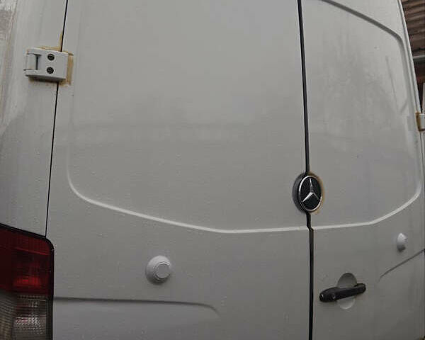 Білий Мерседес Sprinter, об'ємом двигуна 2.2 л та пробігом 690 тис. км за 11200 $, фото 5 на Automoto.ua