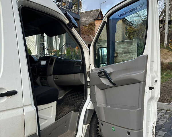 Білий Мерседес Sprinter, об'ємом двигуна 2.2 л та пробігом 580 тис. км за 9500 $, фото 8 на Automoto.ua
