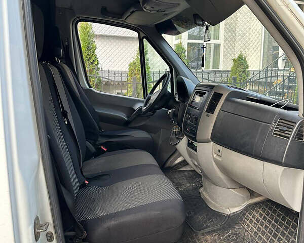 Білий Мерседес Sprinter, об'ємом двигуна 2.2 л та пробігом 580 тис. км за 9500 $, фото 5 на Automoto.ua