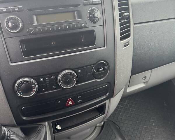 Білий Мерседес Sprinter, об'ємом двигуна 2.1 л та пробігом 650 тис. км за 11200 $, фото 8 на Automoto.ua