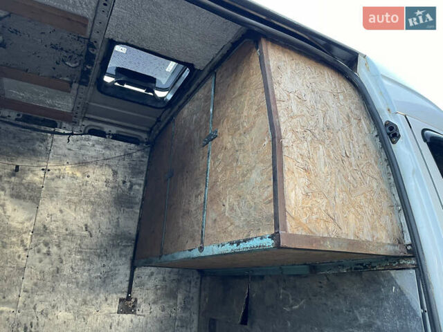 Белый Мерседес Sprinter, объемом двигателя 2.15 л и пробегом 222 тыс. км за 11999 $, фото 44 на Automoto.ua