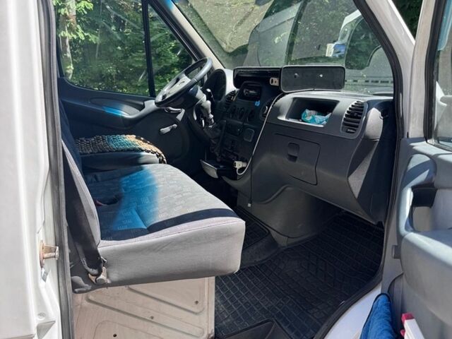 Білий Мерседес Sprinter, об'ємом двигуна 2.69 л та пробігом 422 тис. км за 16700 $, фото 3 на Automoto.ua