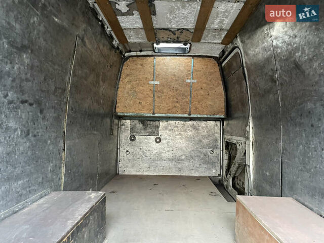 Белый Мерседес Sprinter, объемом двигателя 2.15 л и пробегом 222 тыс. км за 11999 $, фото 38 на Automoto.ua