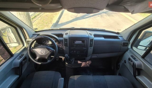 Білий Мерседес Sprinter, об'ємом двигуна 2.15 л та пробігом 370 тис. км за 8000 $, фото 4 на Automoto.ua