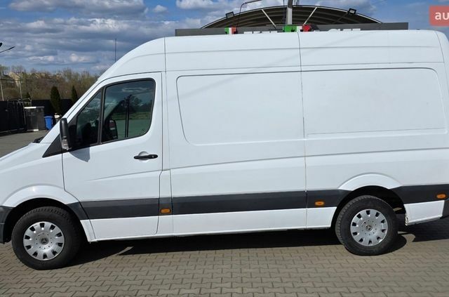 Белый Мерседес Sprinter, объемом двигателя 2.1 л и пробегом 444 тыс. км за 10500 $, фото 22 на Automoto.ua
