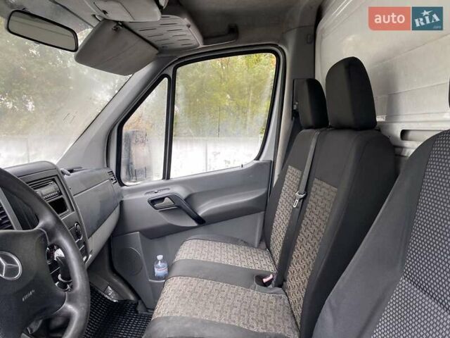 Белый Мерседес Sprinter, объемом двигателя 2.99 л и пробегом 390 тыс. км за 16800 $, фото 20 на Automoto.ua