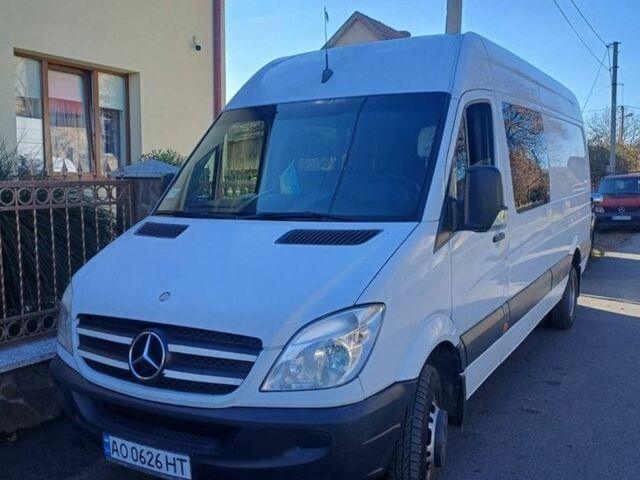 Белый Мерседес Sprinter, объемом двигателя 2.15 л и пробегом 530 тыс. км за 15200 $, фото 11 на Automoto.ua