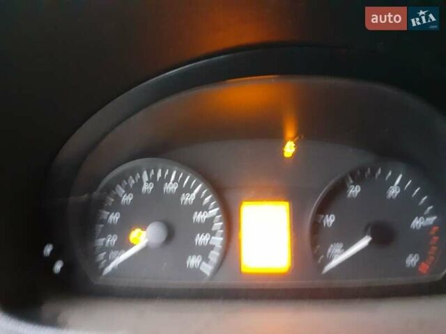 Білий Мерседес Sprinter, об'ємом двигуна 2.1 л та пробігом 330 тис. км за 10000 $, фото 12 на Automoto.ua