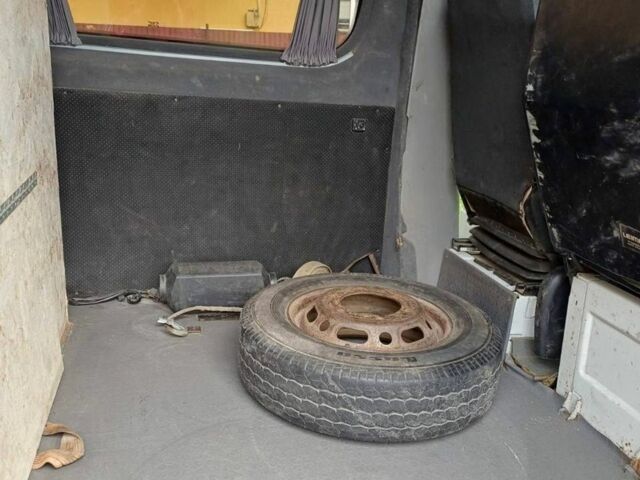 Білий Мерседес Sprinter, об'ємом двигуна 2.15 л та пробігом 530 тис. км за 15500 $, фото 22 на Automoto.ua