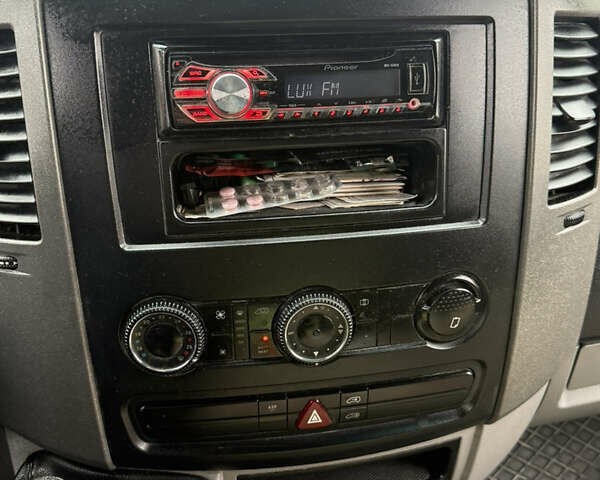 Білий Мерседес Sprinter, об'ємом двигуна 2.15 л та пробігом 580 тис. км за 12800 $, фото 11 на Automoto.ua