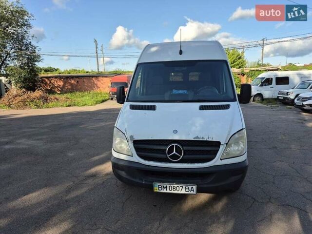 Белый Мерседес Sprinter, объемом двигателя 2.1 л и пробегом 580 тыс. км за 9900 $, фото 1 на Automoto.ua