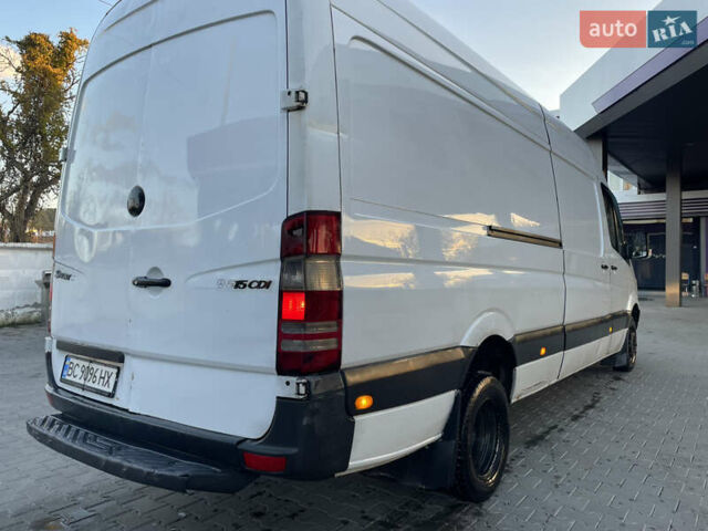 Белый Мерседес Sprinter, объемом двигателя 2.15 л и пробегом 222 тыс. км за 11999 $, фото 16 на Automoto.ua