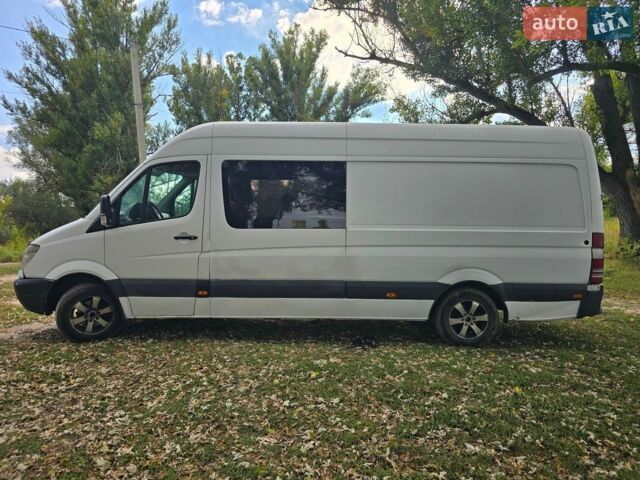 Белый Мерседес Sprinter, объемом двигателя 2.15 л и пробегом 503 тыс. км за 10999 $, фото 1 на Automoto.ua