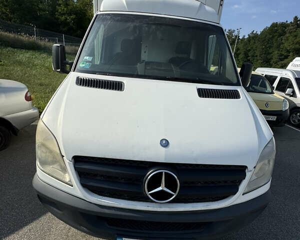 Мерседес Sprinter 2008 в Борисполе на Automoto.ua Белый Мерседес Sprinter, объемом двигателя 2.15 л и пробегом 490 тыс. км за 9000 $, фото 1 на Automoto.ua