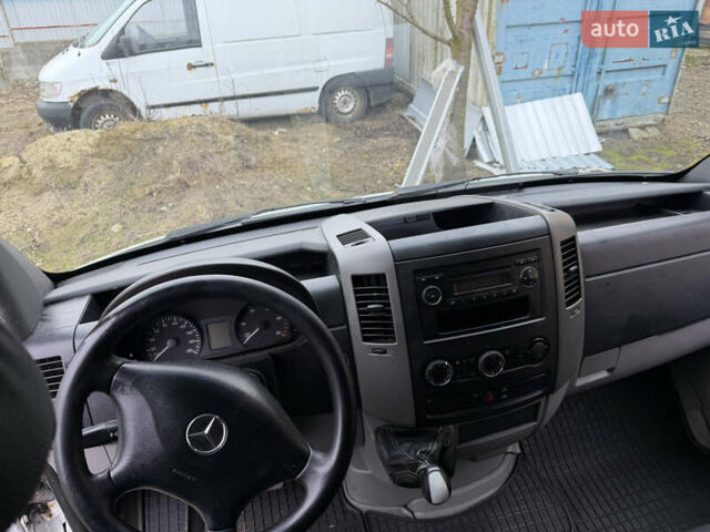 Білий Мерседес Sprinter, об'ємом двигуна 3 л та пробігом 546 тис. км за 12500 $, фото 9 на Automoto.ua