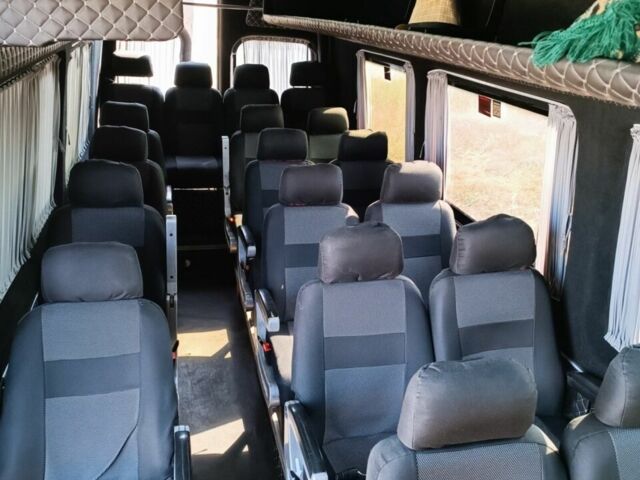 Белый Мерседес Sprinter, объемом двигателя 2.2 л и пробегом 420 тыс. км за 32000 $, фото 8 на Automoto.ua