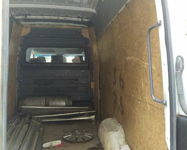 Белый Мерседес Sprinter, объемом двигателя 2.15 л и пробегом 9 тыс. км за 8200 $, фото 16 на Automoto.ua