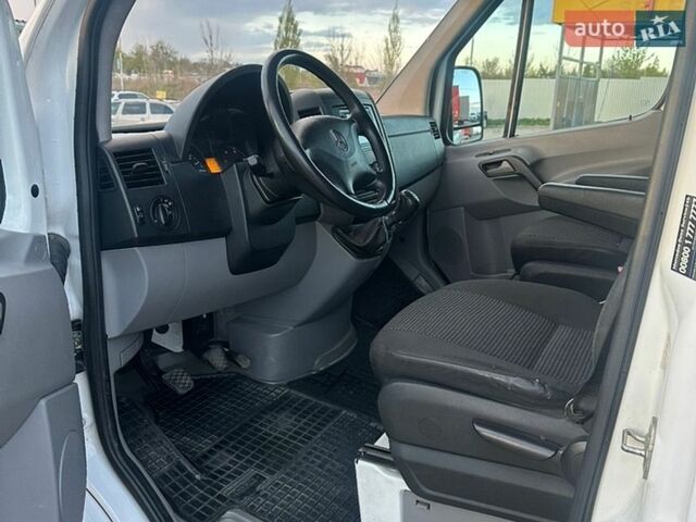 Білий Мерседес Sprinter, об'ємом двигуна 2.15 л та пробігом 385 тис. км за 11400 $, фото 12 на Automoto.ua