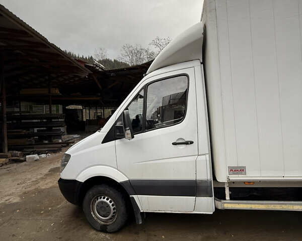 Мерседес Sprinter 2008 в Путиле на Automoto.ua Белый Мерседес Sprinter, объемом двигателя 2.15 л и пробегом 630 тыс. км за 15000 $, фото 4 на Automoto.ua