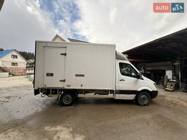 Мерседес Sprinter 2008 в Путиле на Automoto.ua Белый Мерседес Sprinter, объемом двигателя 2.15 л и пробегом 630 тыс. км за 15000 $, фото 8 на Automoto.ua