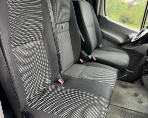 Мерседес Sprinter 2008 в Виннице на Automoto.ua Белый Мерседес Sprinter, объемом двигателя 2.1 л и пробегом 320 тыс. км за 9800 $, фото 7 на Automoto.ua