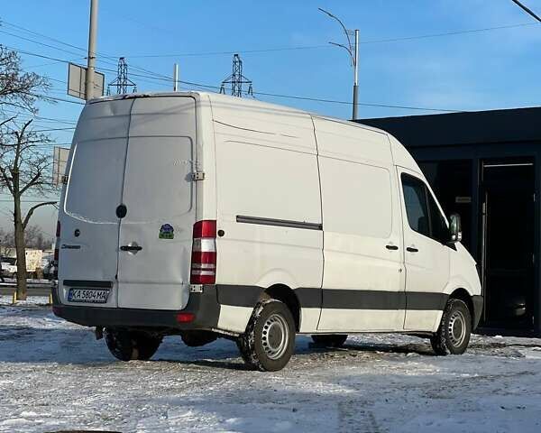 Белый Мерседес Sprinter, объемом двигателя 2.15 л и пробегом 480 тыс. км за 6800 $, фото 5 на Automoto.ua