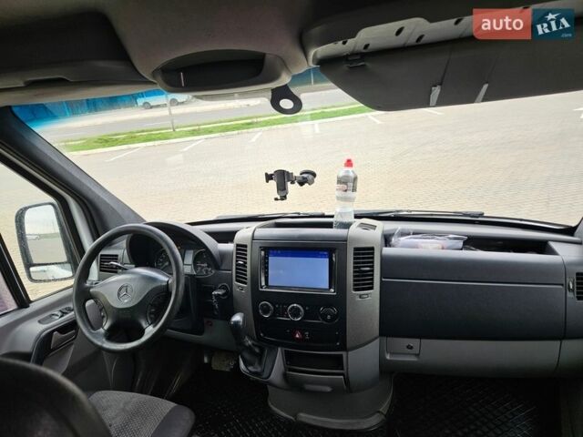Белый Мерседес Sprinter, объемом двигателя 2.99 л и пробегом 605 тыс. км за 14300 $, фото 8 на Automoto.ua