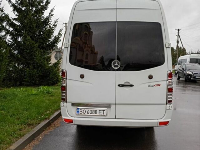 Белый Мерседес Sprinter, объемом двигателя 3 л и пробегом 350 тыс. км за 26500 $, фото 3 на Automoto.ua