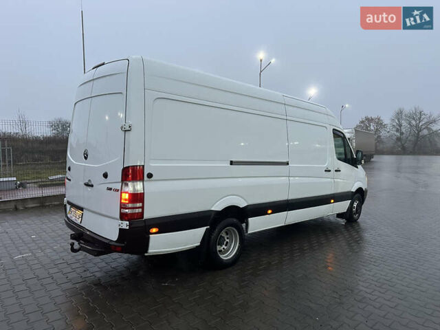 Белый Мерседес Sprinter, объемом двигателя 2.99 л и пробегом 317 тыс. км за 15400 $, фото 3 на Automoto.ua