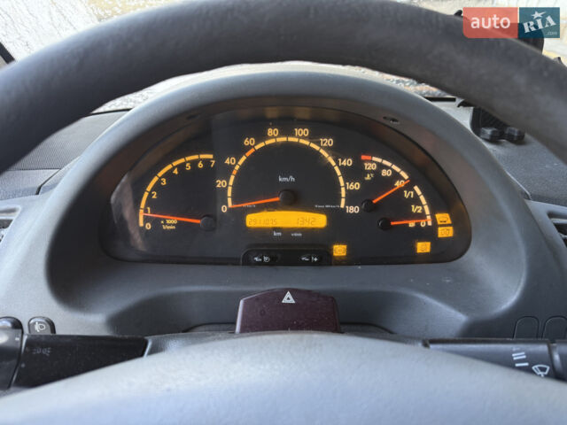 Белый Мерседес Sprinter, объемом двигателя 2.69 л и пробегом 293 тыс. км за 13900 $, фото 9 на Automoto.ua
