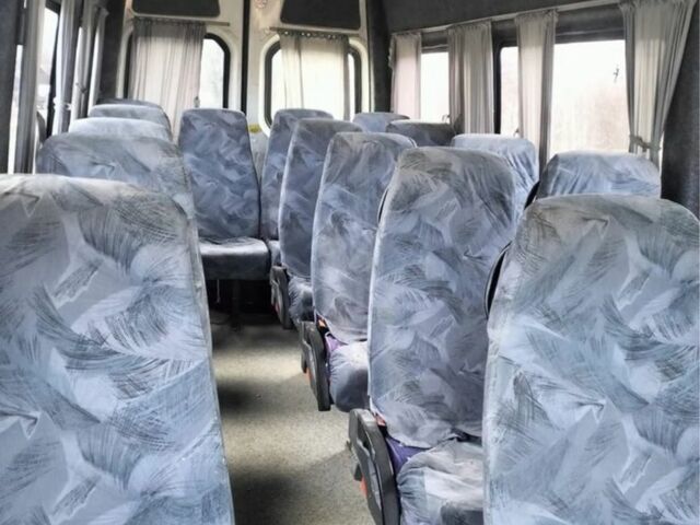 Белый Мерседес Sprinter, объемом двигателя 2.2 л и пробегом 560 тыс. км за 7900 $, фото 6 на Automoto.ua