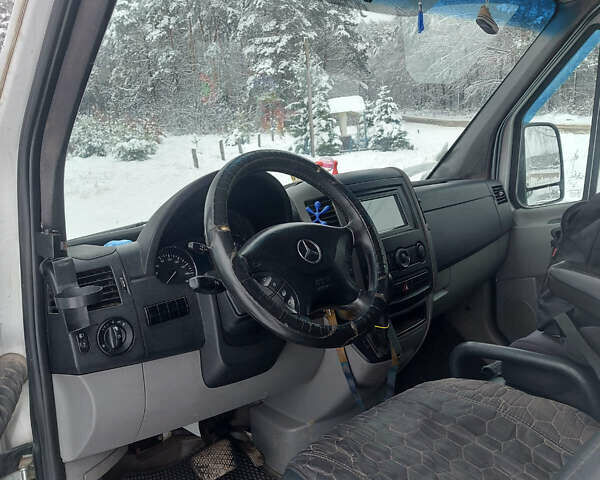 Білий Мерседес Sprinter, об'ємом двигуна 2.15 л та пробігом 500 тис. км за 9900 $, фото 6 на Automoto.ua