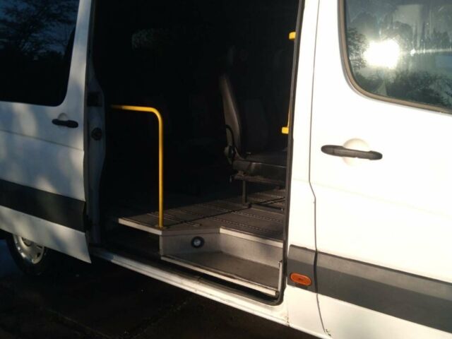 Белый Мерседес Sprinter, объемом двигателя 2.1 л и пробегом 307 тыс. км за 12000 $, фото 5 на Automoto.ua