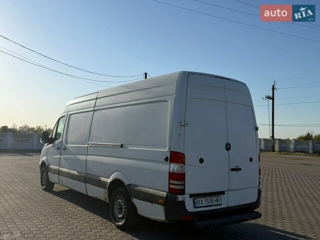 Белый Мерседес Sprinter, объемом двигателя 2.99 л и пробегом 460 тыс. км за 11000 $, фото 3 на Automoto.ua