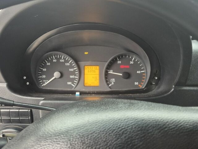 Белый Мерседес Sprinter, объемом двигателя 2.1 л и пробегом 693 тыс. км за 296 $, фото 7 на Automoto.ua