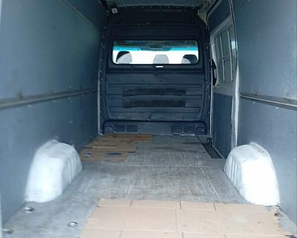 Белый Мерседес Sprinter, объемом двигателя 2.14 л и пробегом 310 тыс. км за 10700 $, фото 2 на Automoto.ua