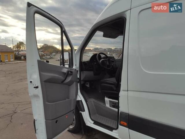 Мерседес Sprinter 2010 в Ровно на Automoto.ua Белый Мерседес Sprinter, объемом двигателя 0 л и пробегом 190 тыс. км за 28800 $, фото 16 на Automoto.ua