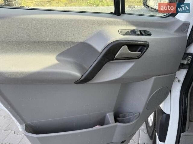 Білий Мерседес Sprinter, об'ємом двигуна 2.14 л та пробігом 280 тис. км за 15500 $, фото 6 на Automoto.ua