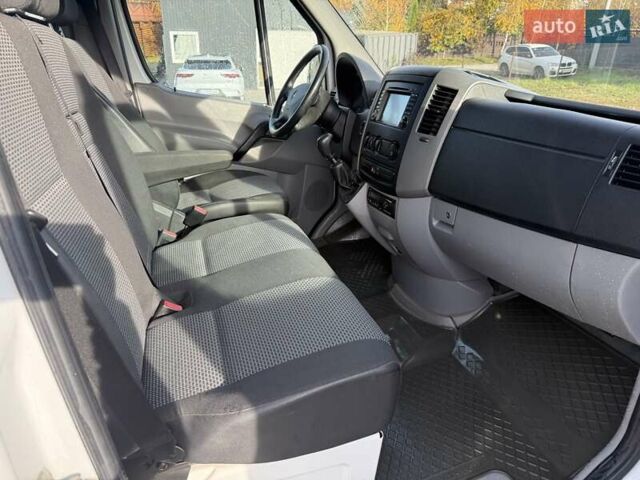 Білий Мерседес Sprinter, об'ємом двигуна 2.14 л та пробігом 280 тис. км за 15500 $, фото 5 на Automoto.ua