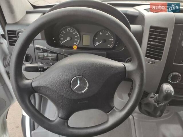 Мерседес Sprinter 2010 в Ровно на Automoto.ua Белый Мерседес Sprinter, объемом двигателя 0 л и пробегом 190 тыс. км за 28800 $, фото 22 на Automoto.ua