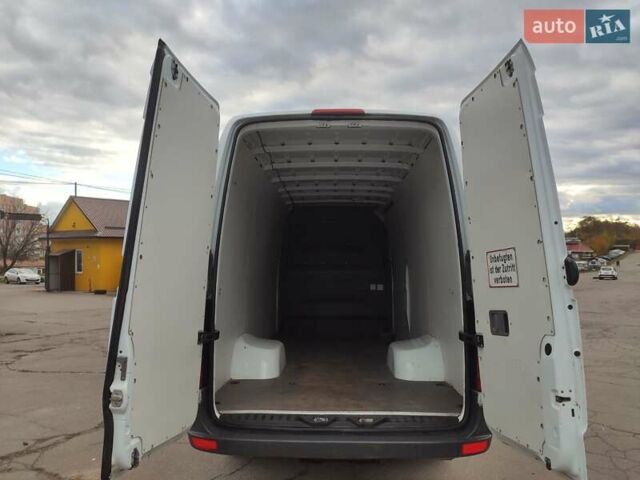Мерседес Sprinter 2010 в Ровно на Automoto.ua Белый Мерседес Sprinter, объемом двигателя 0 л и пробегом 190 тыс. км за 28800 $, фото 35 на Automoto.ua
