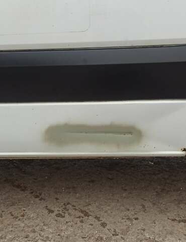 Белый Мерседес Sprinter, объемом двигателя 2.14 л и пробегом 216 тыс. км за 9300 $, фото 3 на Automoto.ua