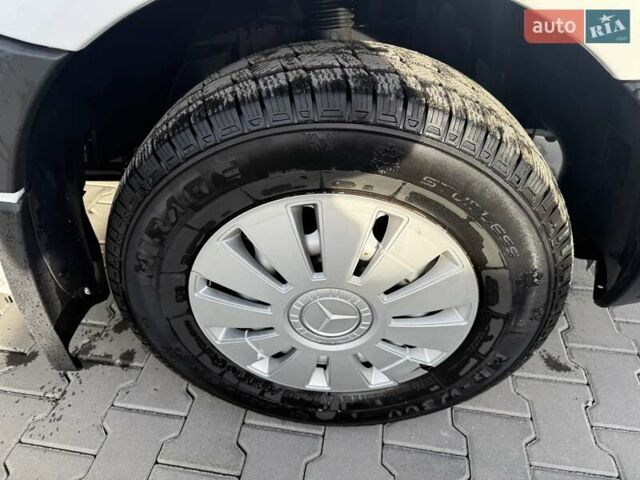 Білий Мерседес Sprinter, об'ємом двигуна 2.14 л та пробігом 280 тис. км за 15500 $, фото 17 на Automoto.ua