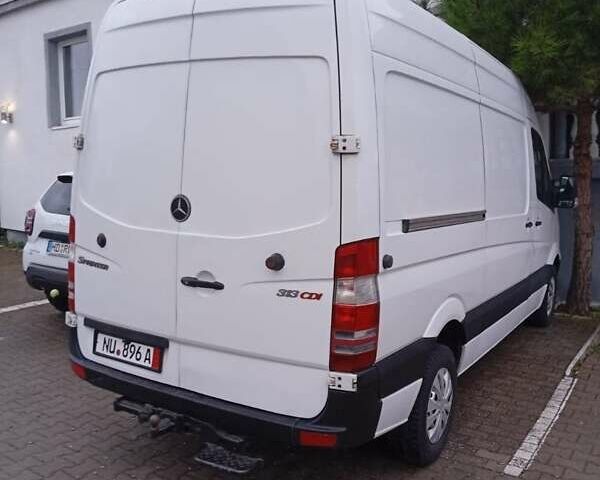 Белый Мерседес Sprinter, объемом двигателя 2.14 л и пробегом 310 тыс. км за 10700 $, фото 7 на Automoto.ua
