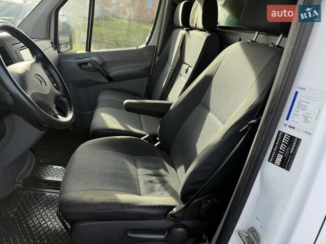 Білий Мерседес Sprinter, об'ємом двигуна 2.14 л та пробігом 280 тис. км за 15500 $, фото 9 на Automoto.ua