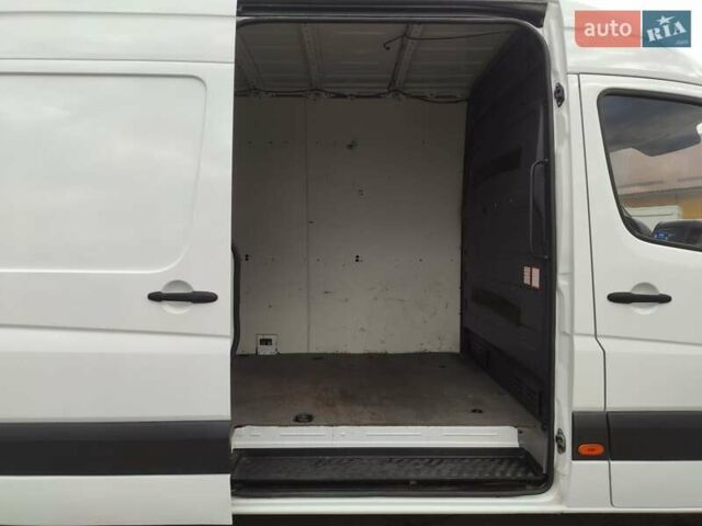 Мерседес Sprinter 2010 в Ровно на Automoto.ua Белый Мерседес Sprinter, объемом двигателя 0 л и пробегом 190 тыс. км за 28800 $, фото 31 на Automoto.ua