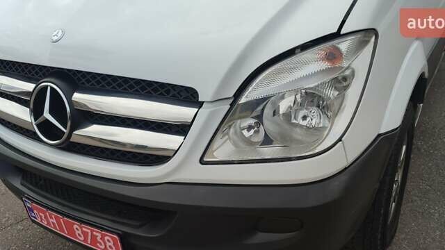 Мерседес Sprinter 2011 у Костополе на Automoto.ua Білий Мерседес Sprinter, об'ємом двигуна 3 л та пробігом 287 тис. км за 21600 $, фото 11 на Automoto.ua