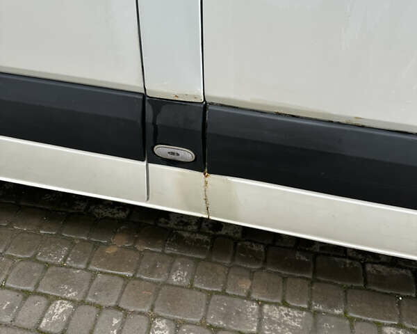Білий Мерседес Sprinter, об'ємом двигуна 2.14 л та пробігом 285 тис. км за 13999 $, фото 8 на Automoto.ua